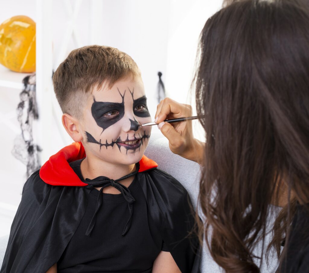 Bereitet euch darauf vor, euer Halloween - Fest mit Nervenkitzel und Spaß zu füllen!