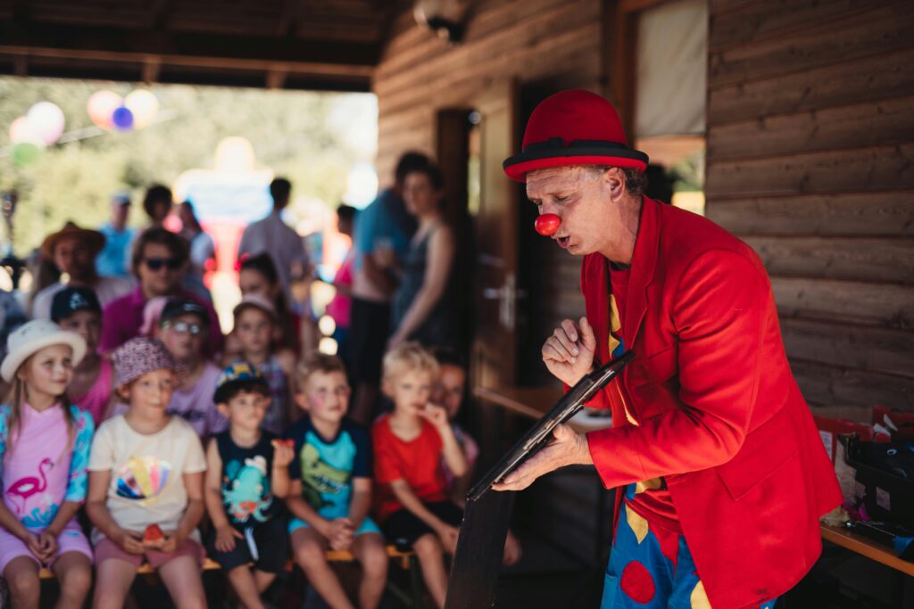 Ein Clown ist super für einen Kindergeburtstag in Augsburg