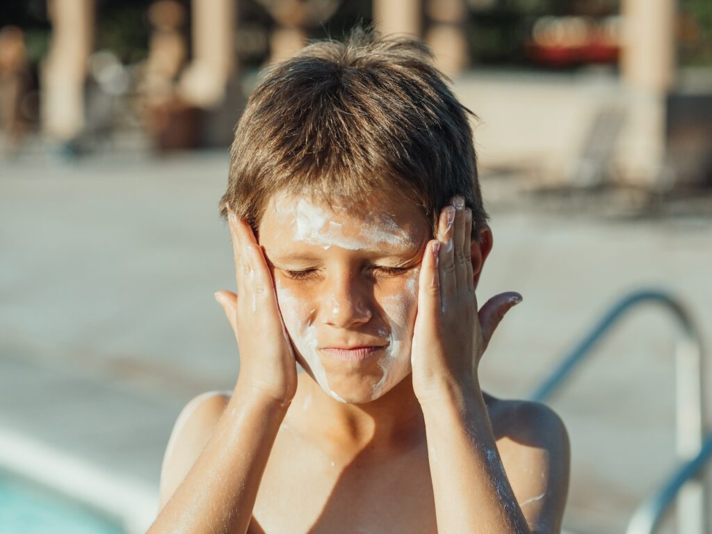 Sonnencreme schützt vor UV-Strahlung, aber trotzdem ist Vorsicht angesagt